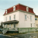 Photo : Collection Centre d’histoire de Montmagny- La maison de Elzéar Boulanger, sur la rue Ste-Marie, à Montmagny. Cette résidence a été démolie à la fin du 20e siècle.