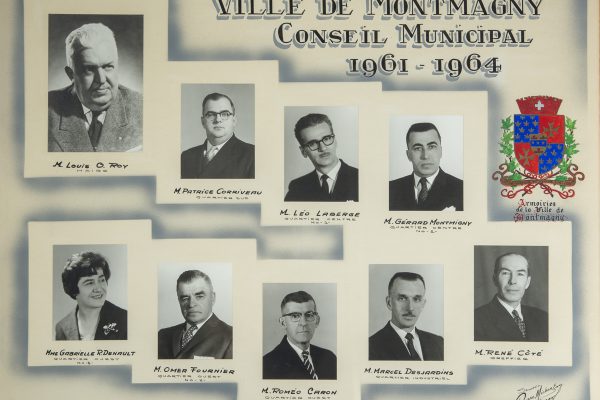 Le conseil municipal de 1961 à 1964. C’est lors de ce mandat qu’est élue une première magnymontoise comme conseillère municipale. Maire: Louis-O. Roy. Conseillers: Roméo Caron, Patrice Corriveau, Gabrielle-R. Denault, Marcel Desjardins, Omer Fournier, Léo Laberge, Gérard Montminy. Greffier: René Côté.