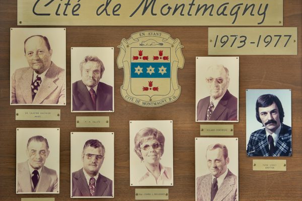 Le conseil municipal de 1973 à 1977. Maire: Cajetan Gauthier. Conseillers: Jeanne L. Boulanger, Paul-Henri Vallée, Réal Montminy, Marcellin Guillemette, Roland Simoneau, Lucien Bossé. Greffier: Yvon Lemay.